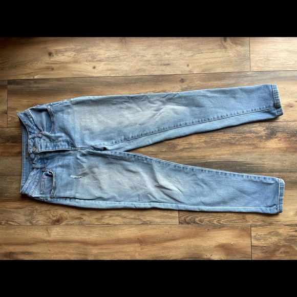 Maurices High Rise skinny jeans, medium/light wash, size 0-R - Picture 2 of 6